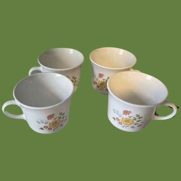Set of 4 Vintage Corelle Corning Meadow Patterned Coffee Mugs - Picture 4 of 5